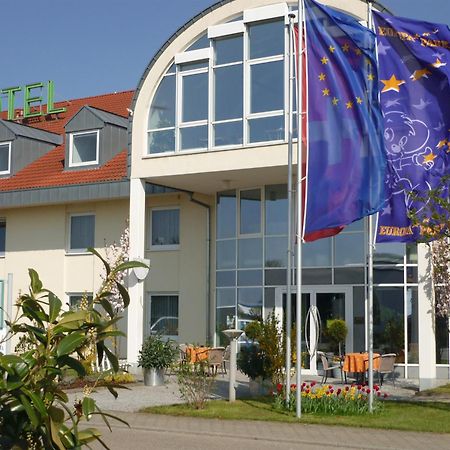Hotel Sunparc - Shuttle Zum Europa-Park Rust 4Km & Rulantica 2Km リングスハイム エクステリア 写真