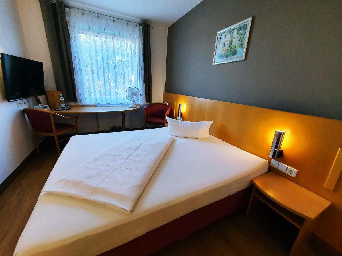 Hotel Sunparc - Shuttle Zum Europa-Park Rust 4Km & Rulantica 2Km リングスハイム エクステリア 写真