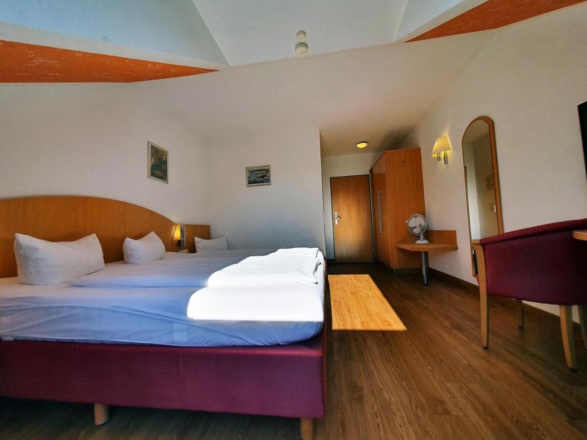 Hotel Sunparc - Shuttle Zum Europa-Park Rust 4Km & Rulantica 2Km リングスハイム エクステリア 写真