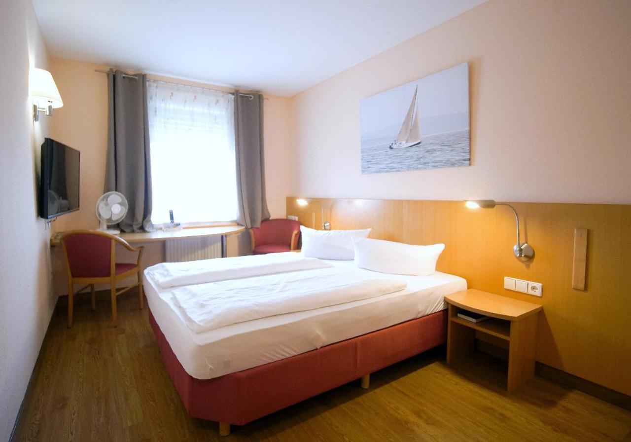 Hotel Sunparc - Shuttle Zum Europa-Park Rust 4Km & Rulantica 2Km リングスハイム エクステリア 写真