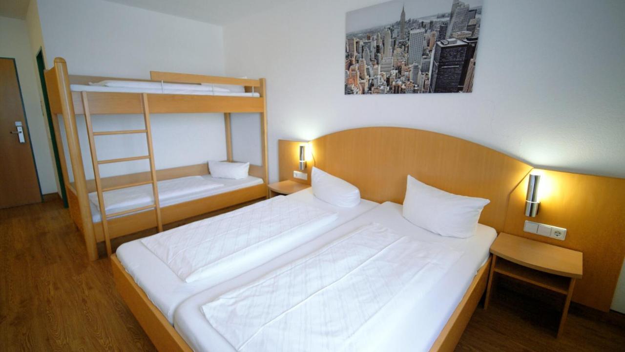 Hotel Sunparc - Shuttle Zum Europa-Park Rust 4Km & Rulantica 2Km リングスハイム エクステリア 写真