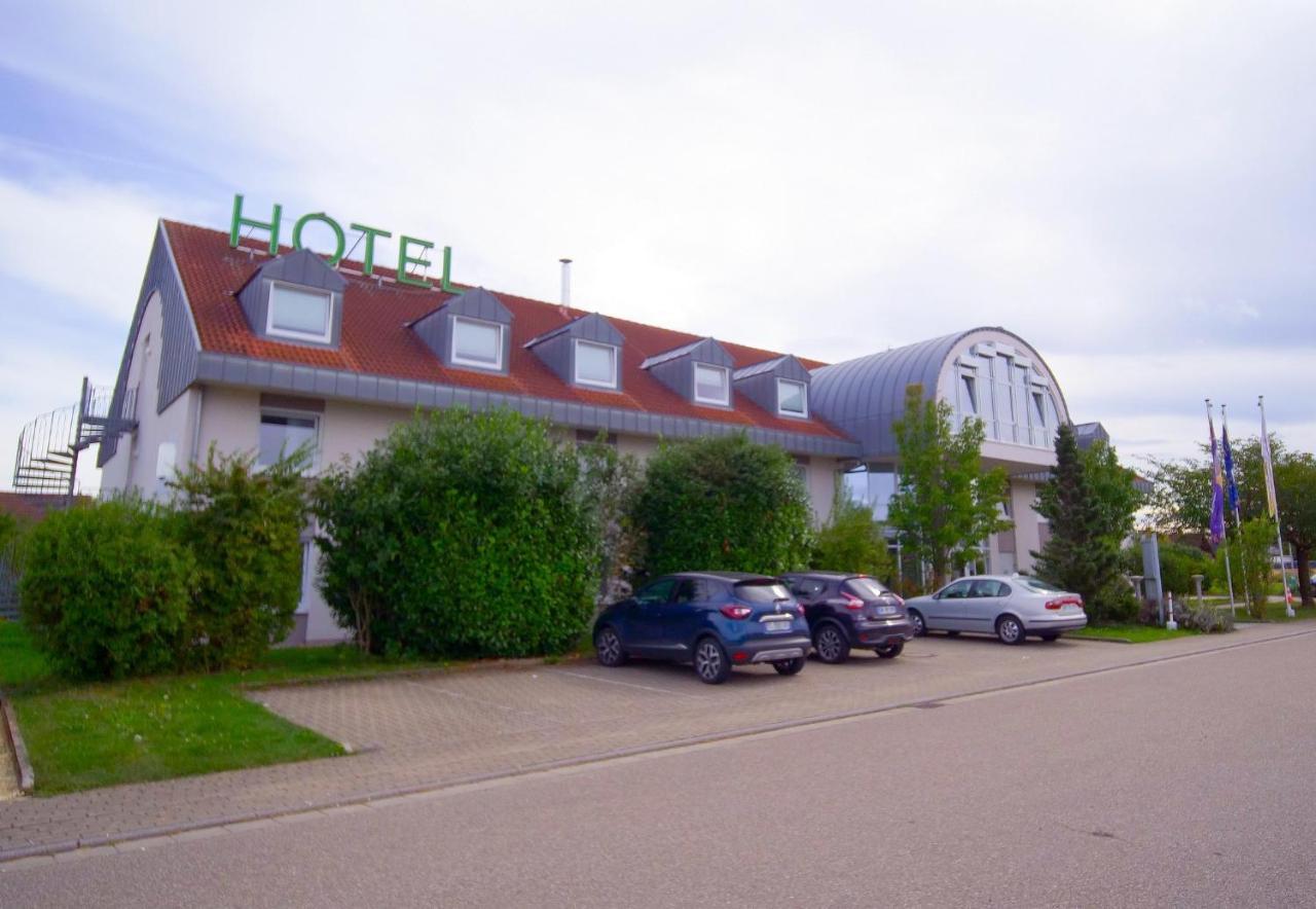 Hotel Sunparc - Shuttle Zum Europa-Park Rust 4Km & Rulantica 2Km リングスハイム エクステリア 写真