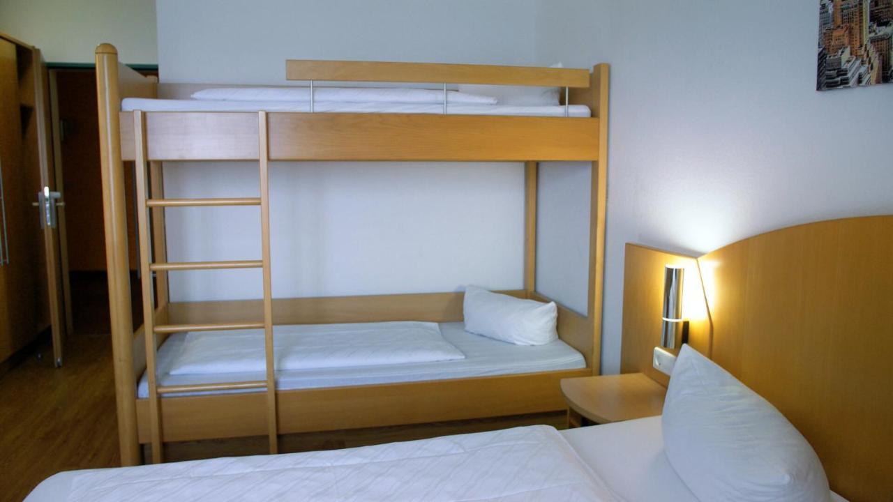 Hotel Sunparc - Shuttle Zum Europa-Park Rust 4Km & Rulantica 2Km リングスハイム エクステリア 写真