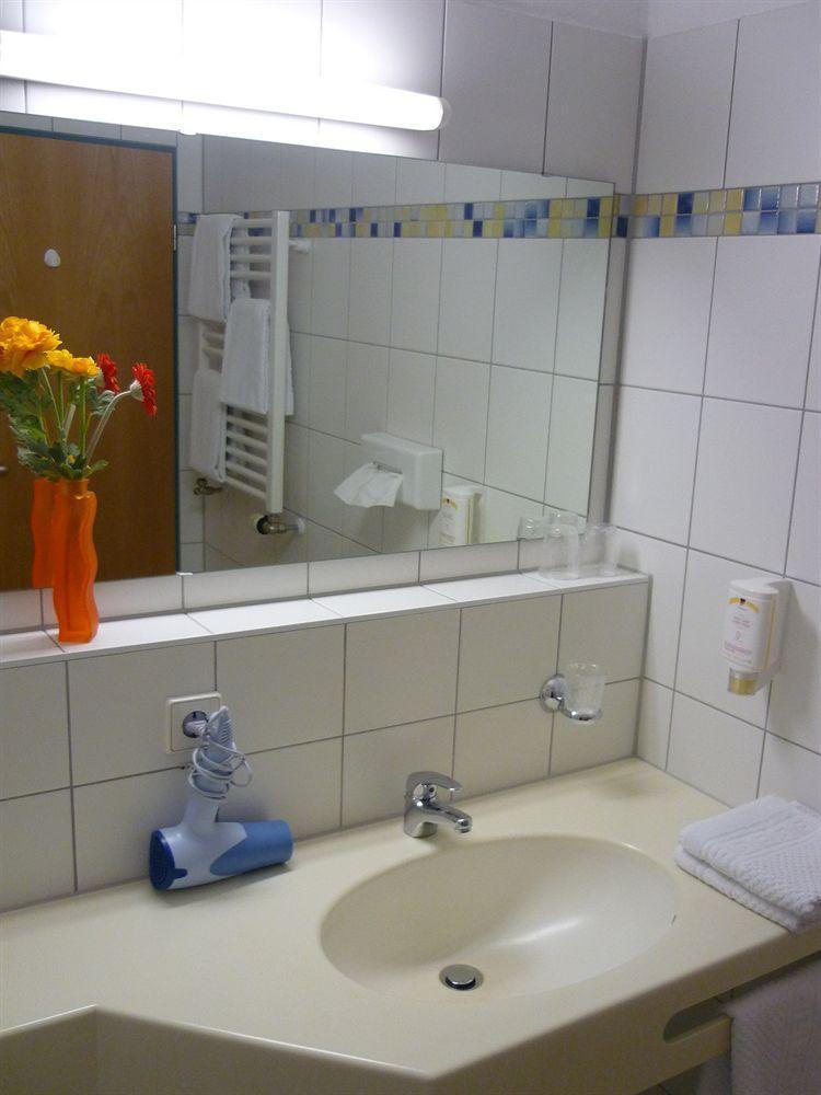 Hotel Sunparc - Shuttle Zum Europa-Park Rust 4Km & Rulantica 2Km リングスハイム エクステリア 写真